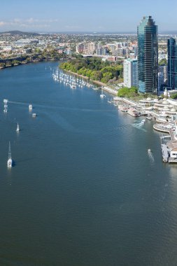 Brisbane şehrinin insansız hava aracı görüntüsü