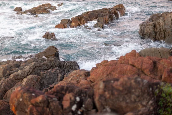 Côte rocheuse de la côte australienne — Photo