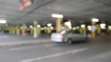 Yeraltı otopark. yeşil ekran için ufuk arka plan