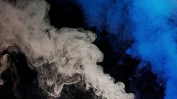 Színes füst sötét háttér — Stock Fotó