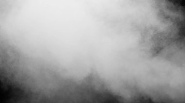 Siyah arkaplanda beyaz duman