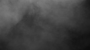 Siyah arkaplanda beyaz duman