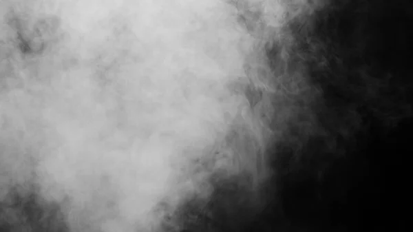 Humo blanco sobre fondo negro — Foto de Stock