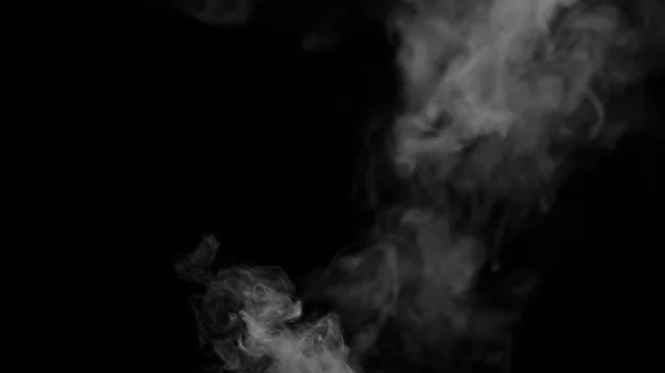 Humo blanco sobre fondo negro — Foto de Stock