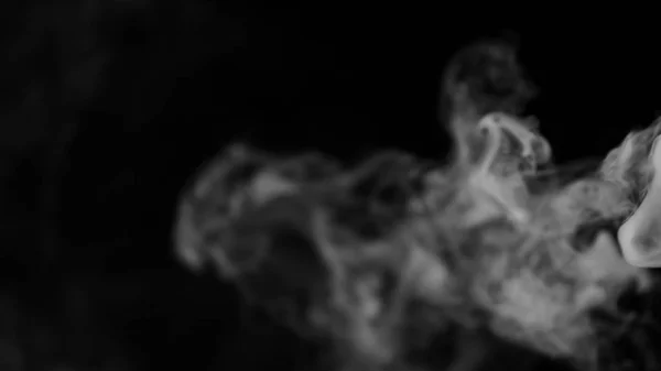 Biały dym na czarnym tle — Zdjęcie stockowe