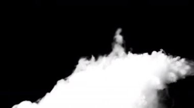 Siyah arkaplanda beyaz duman