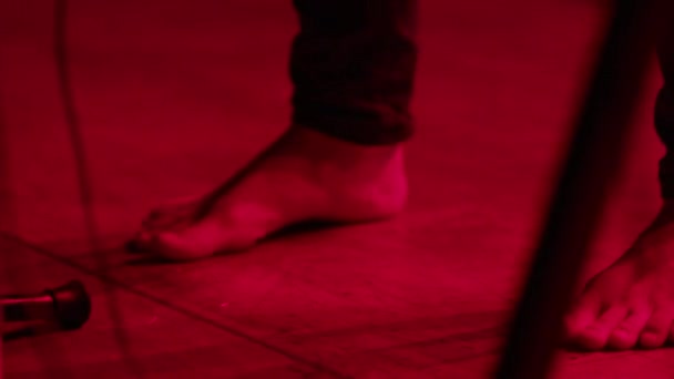 Tanzende Füße. Musiker — Stockvideo
