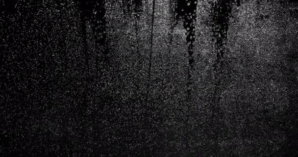 Дождь на окне — стоковое видео