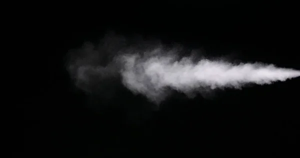 Sentier de fumée blanche isolé sur fond noir — Photo