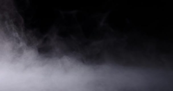 Realistiska moln av torr is rök dimma — Stockvideo