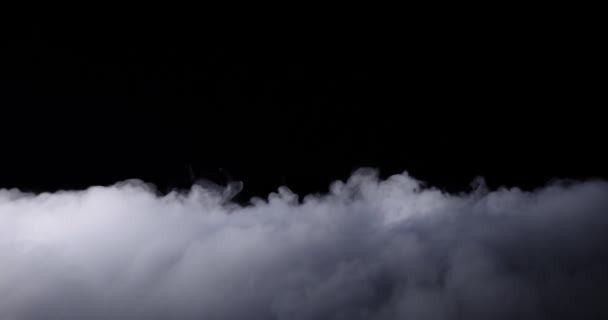 Niebla realista de nubes de humo de hielo seco — Vídeos de Stock