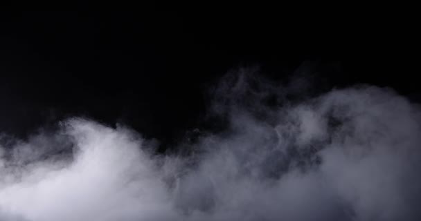 Niebla realista de nubes de humo de hielo seco — Vídeo de stock