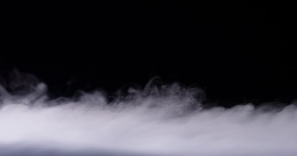 Nuvole di fumo di ghiaccio secco realistico nebbia — Video Stock