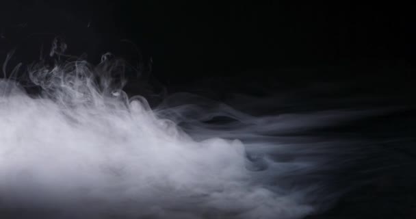 Niebla realista de nubes de humo de hielo seco — Vídeo de stock