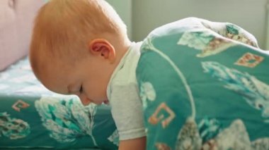 Baby Boy Sabah uyanıyor