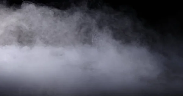 Realistiska moln av torr is rök dimma — Stockfoto