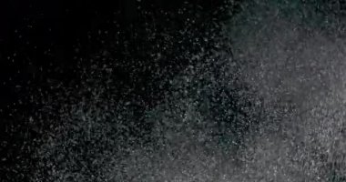 Parlak Kar Taneleri Havada