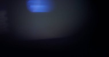 Soyut Lens Fişeği Bokeh Işıkları Kristal Cam Gökkuşağı Işıkları Siyah Arkaplanda Sızdırıyor