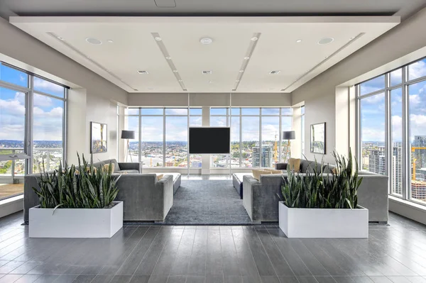 Amplio Salón Residente Tonos Grises Con Impresionantes Vistas Ventana Seattle — Foto de Stock