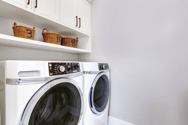 White Clean Laundry Room Modern Washer Dryer — Stock Photo, Image