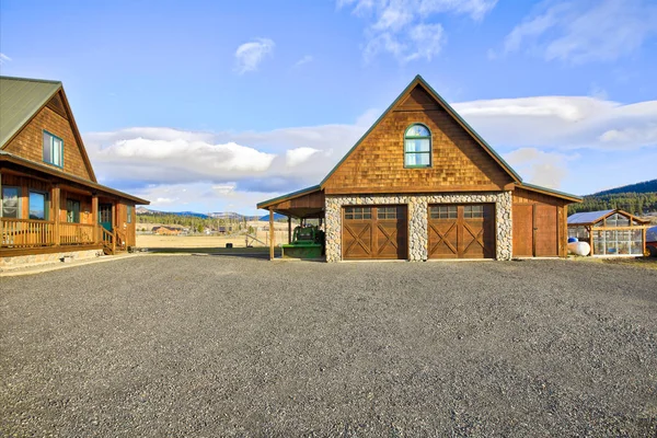 Exterior Rancho Casa Com Garagem Destacada Northwest Eua — Fotografia de Stock