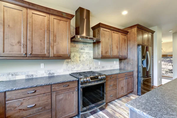 Luxurious Open Plan Kitchen Design Large Center Island Granite Counter — Stock Photo, Image