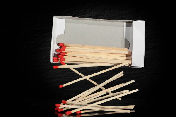 Matches Falling Matchbox High Speed Photography — Stock Photo, Image