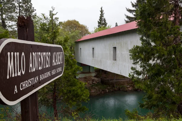 Milo Oregon April 2014 Sign Identifying Milo Adventist Academy Next — Stock Photo, Image