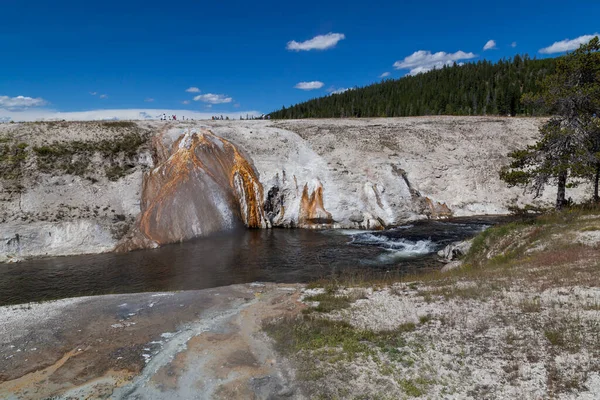 Firehole River Bacteria Mineral Encrusted Embankments Teeming Active Geothermal Waters — Stock Photo, Image