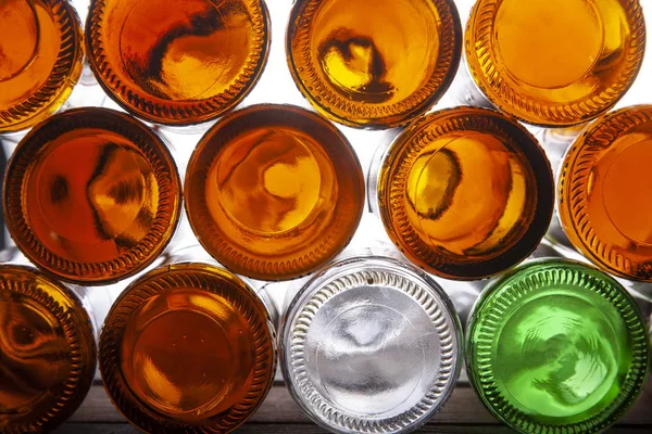 Botellas de cerveza de vidrio vacías — Foto de Stock