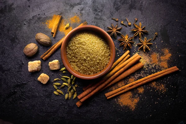 Spices cinnamon, anise, cardamom, — Stock Photo, Image