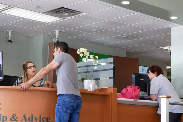 Coquitlam Canada May 2018 Motion People Talking Teller Service Counter — Stock Photo, Image