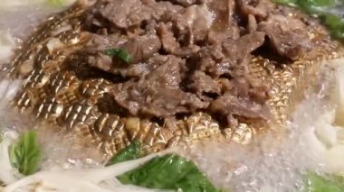 En iyi atış güveç içinde Çin restoranı kaynar