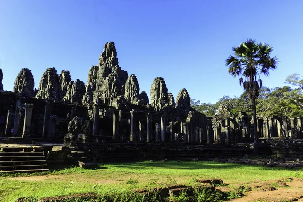 Ruiny Starożytnej Świątyni Bayon Mieście Siem Reap — Zdjęcie stockowe