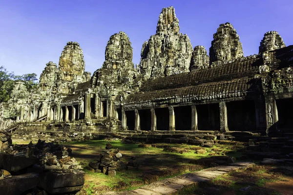 Ancient Ruin Bayon Temple View — Stock Photo, Image