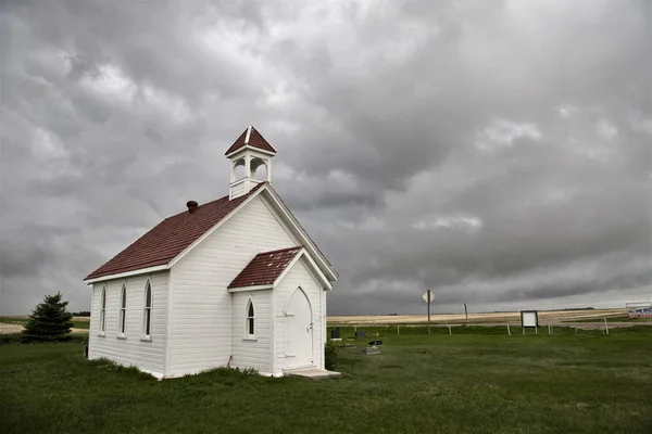 Preirie Storm Clouds Canada Saskatchewan Summer Country Church — стоковое фото