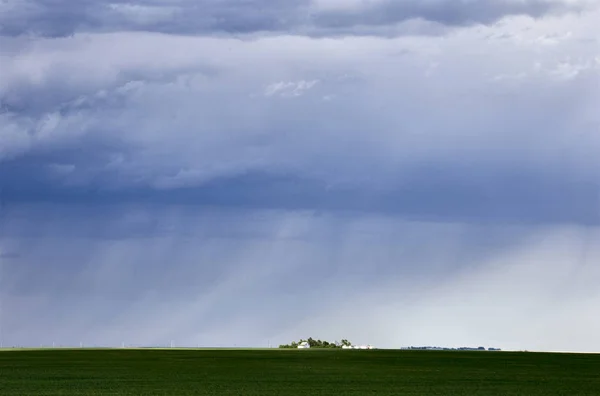 Las Nubes Tormenta Pradera Canadá Saskatchewan Advertencias Verano —  Fotos de Stock