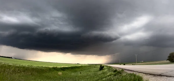 Prairie Storm Clouds Canada Saskatchewan Abandoned Building — стоковое фото