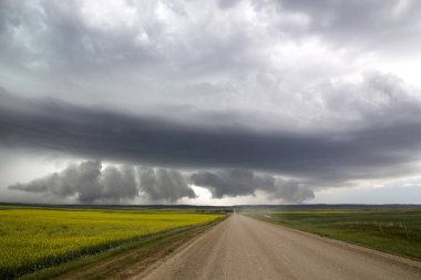 Çayır fırtına bulutları Saskatchewan Kanada kırsal ortamda