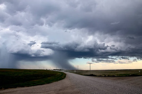 草原の嵐雲サスカチュワン カナダ夏危険 — ストック写真