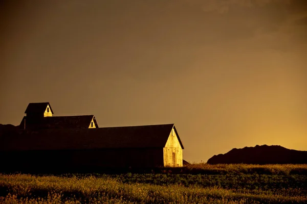 Prérijní Bouřkové Mraky Saskatchewan Kanada Letní Západ Slunce — Stock fotografie