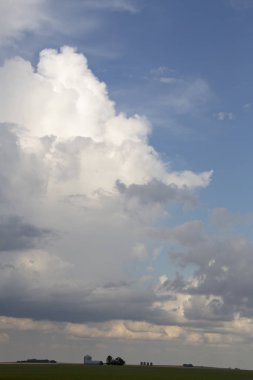 Bozkır Fırtınası Kanada 'yı bulutlandırıyor Yaz tehlikesi kırsal 