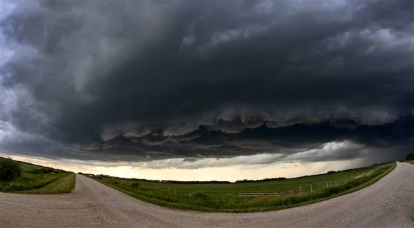 Prairie Tempestade Nuvens Canadá Verão Perigo Rural — Fotografia de Stock