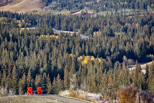 Cypress Hills Primera Nevada Alberta Red Cottage Sillas — Foto de Stock