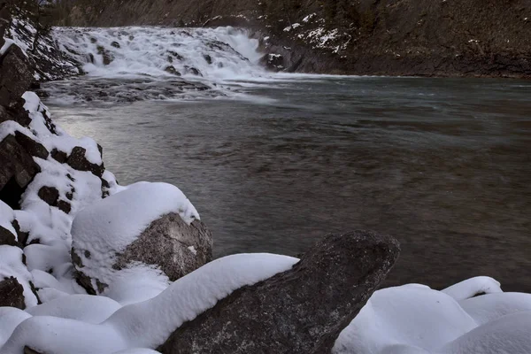 Skaliste Góry Zima Upadek Kananaskis Banff Łuk Falls — Zdjęcie stockowe