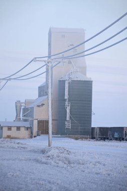 Kış Buzu Saskatchewan Kanada buz fırtınası güç hatları