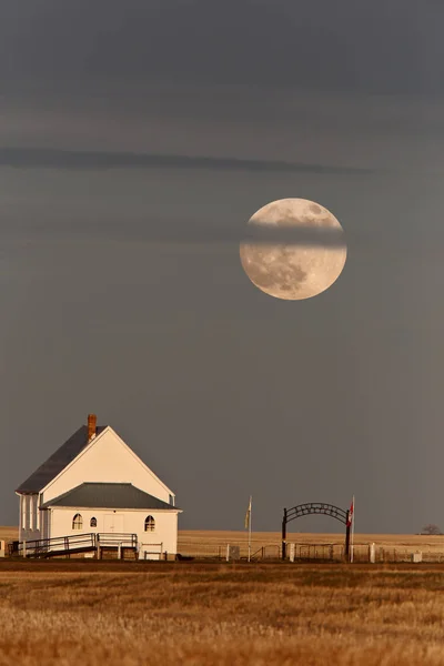Country Church Full Moon — Stock Photo, Image