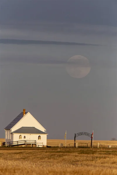 Country Church Full Moon — Stock Photo, Image