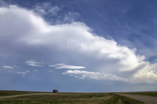 Nubes de tormenta de pradera — Foto de Stock