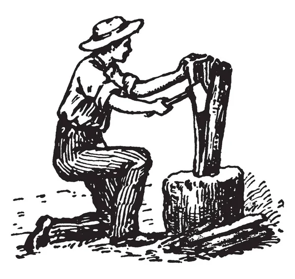 用斧头劈木头的人 老式的线条画或雕刻插图 — 图库矢量图片